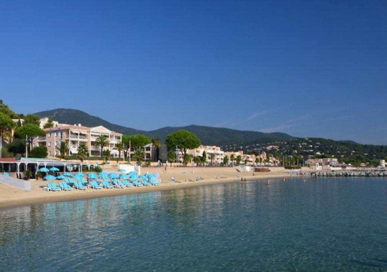 207-front De Parking Prive * Cavalaire-sur-Mer