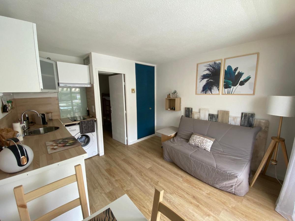 207-front De Parking Prive Apartamento