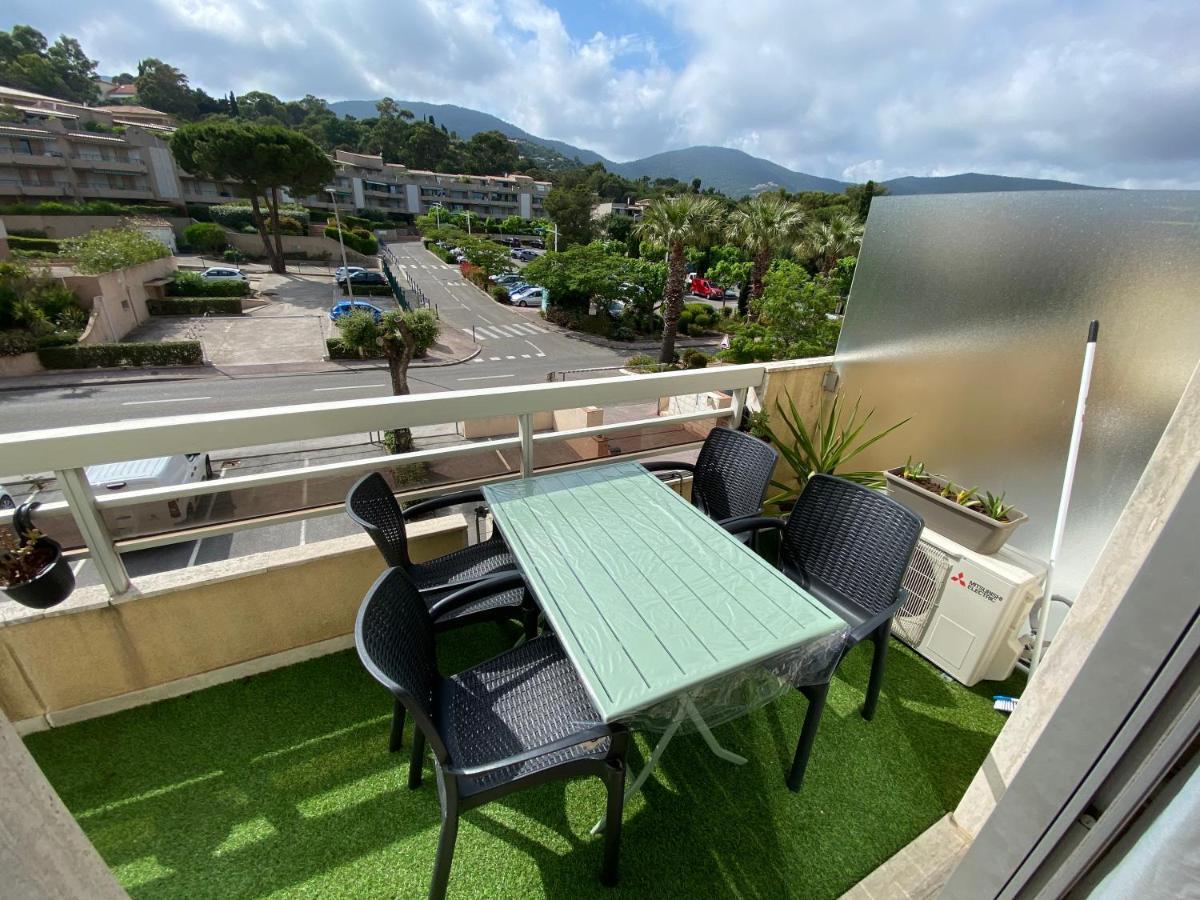 Apartamento 207-front De Parking Prive *